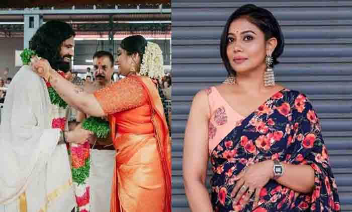 'അയോധ്യയില്‍ നിന്നുള്ള അക്ഷതം; പ്രധാനമന്ത്രിയുടെ ചിന്താപൂര്‍വ്വമായ സമ്മാനം; ശുഭകരമായ സംഭവത്തിന് ഒരു ദൈവിക സ്പര്‍ശം നല്‍കുന്നതായിരുന്നു;ഇതൊരു അനുഗ്രഹമാണ്; ഭാഗ്യ സുരേഷ് വിവാഹ ചടങ്ങിനെത്തിയ രചനുടെ വാക്കുകള്‍ സോഷ്യല്‍ മീഡിയയില്‍ വൈറലാകുന്നു
