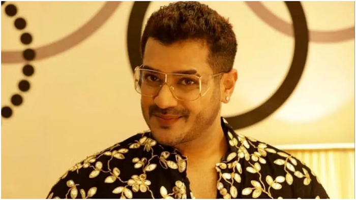  സഹപ്രവര്‍ത്തകയായ നടക്കു നേരെ ലൈംഗികാതിക്രമം; വഴങ്ങാന്‍ ആവശ്യപ്പെട്ട് സ്വകാര്യ ദൃശ്യങ്ങള്‍ കാട്ടി ഭീഷണി; രാഷ്ട്രീയക്കാരുമായും റൗഡികളുമായും ബന്ധമുണ്ടെന്നും ജയിലില്‍ അടക്കുമെന്നും പറഞ്ഞ് ബ്ലാക്മെയിലിങ്; കന്നഡ നടന്‍ ചരിത് ബാലപ്പ അറസ്റ്റില്‍ 
