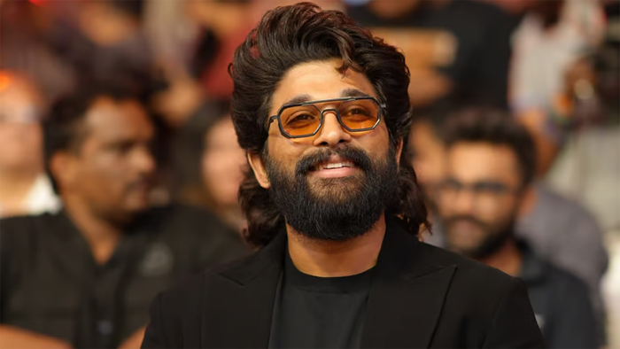  ആരാധകര്‍ എന്റെ സൈന്യം എന്ന് അല്ലു അര്‍ജുന്‍; പുഷ്പ 2 വിന്റെ മുംബൈയിലെ പ്രമോഷന്‍ പരിപാടിക്കിടെ നടന്‍ പറഞ്ഞത് വിനയായി; നടനെതിരെ പരാതി