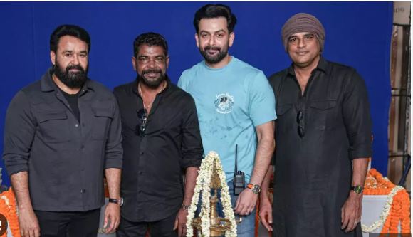 എമ്പുരാന് ഡല്‍ഹിയില്‍ തിരിതെളിഞ്ഞു; പൂജാ ചടങ്ങില്‍ തിളങ്ങി മോഹന്‍ലാലും പൃഥിരാജും മുരളി ഗോപിയും ആന്റണി പെരുമ്പാവൂരും;  അബ്രാം ഖുറേഷിയുടെ പുതിയ അപ്‌ഡേറ്റ് ഏറ്റെടുത്ത് ആരാധകരും