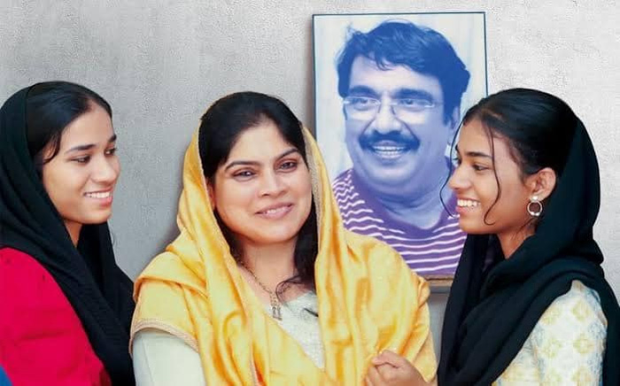 ബാപ്പയുടെ സ്വപ്‌നം സഫലമാക്കാനൊരുങ്ങി സഫയും മര്‍വയും; കൊച്ചിന്‍ ഹനീഫയുടെ രണ്ടു പെണ്‍മക്കള്‍ തെരഞ്ഞെടുത്തത് പുതിയ കരിയര്‍; ചാര്‍ട്ടേഡ് അക്കൗണ്ടന്റായി കമ്പനി സെക്രട്ടറിയായും തിളങ്ങാനൊരുങ്ങി താരപുത്രികള്‍