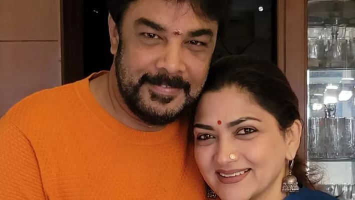  ഞാന്‍ ഇപ്പോഴും മുസ്ലിമാണ്; ഭര്‍ത്താവ് മതം മാറാന്‍ ആവശ്യപ്പെട്ടിട്ടില്ല; ഗണപതി ഭഗവാനെ ഇഷ്ടമാണ്; അദ്ദഹത്തെ വിഗ്ഗി എന്ന് വിളിക്കും:  കുട്ടികള്‍ പെരുന്നാളും ദീപാവലും ഒരേ വീര്യത്തോടെ ആഘോഷിക്കും; ഖുശ്ബു പങ്ക് വക്കുന്നത്