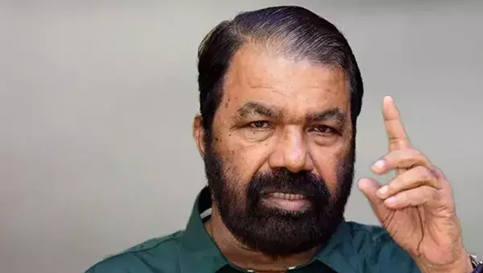 10 മിനിറ്റ് നൃത്തം പഠിപ്പിക്കാന്‍ ചോദിച്ചത് അഞ്ച് ലക്ഷം രൂപ;സ്‌കൂള്‍ കലോത്സവ സ്വാഗത ഗാനത്തിന് കുട്ടികളെ നൃത്തം പഠിപ്പിക്കാന്‍ പ്രതിഫലം ചോദിച്ച നടിക്കെതിരെ രൂക്ഷ വിമര്‍ശനവുമായി മന്ത്രി ശിവന്‍കുട്ടി: വന്ന വഴി മറക്കരുതെന്നും അഹങ്കാരം കാട്ടിയത് കലോത്സവത്തിലൂടെ സിനിമയിലെത്തിയ നടി എന്നും മന്ത്രി 