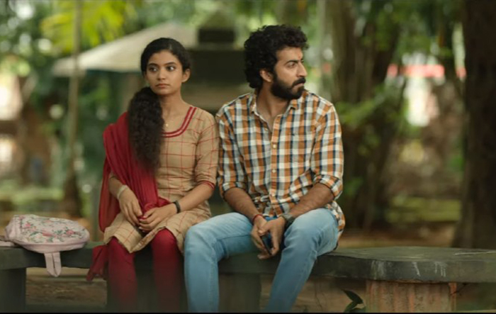 പ്രണയ കഥയുമായി അന്നയും റോഷനും; വില്ലനായി ശ്രീനാഥ് ഭാസിയും;  കപ്പേള ട്രെയ്ലര്‍  പുറത്തിറക്കിയത് മോഹന്‍ലാലും മഞ്ജുവും അടക്കമുള്ള താരനിര