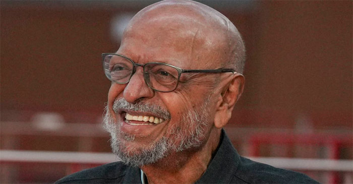 പിതാവിന്റെ ക്യാമറ ഉപയോഗിച്ച് 12ാം വയസ്സില്‍ ആദ്യ ചലച്ചിത്രസൃഷ്ടി; ആദ്യസിനിയെത്തിയത് 1973ല്‍; ദേശീയ ചലച്ചിത്ര പുരസ്‌കാരങ്ങള്‍ സ്വന്തമാക്കിയത് 17 ഓളം തവണ; വിഖ്യാത സംവിധായകന്‍ ശ്യാം ബെനഗലിന് ചലച്ചിത്ര ലോകം വിട ചൊല്ലുമ്പോള്‍