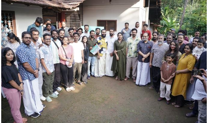  സൈജു ക്കുറുപ്പും തന്‍വി റാമും ഒന്നിക്കുന്ന അഭിലാഷം; മലബാര്‍ പശ്ചാത്തലത്തില്‍     ഒരുങ്ങുന്ന ചിത്രത്തിന്റെ ഷൂട്ടിങ് തുടങ്ങി