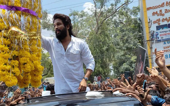  ആള്‍ക്കൂട്ടമുണ്ടാക്കി; തിരഞ്ഞെടുപ്പ് ചട്ടം ലംഘിച്ചു; നടന്‍ അല്ലു അര്‍ജുനെതിരെ കേസ്