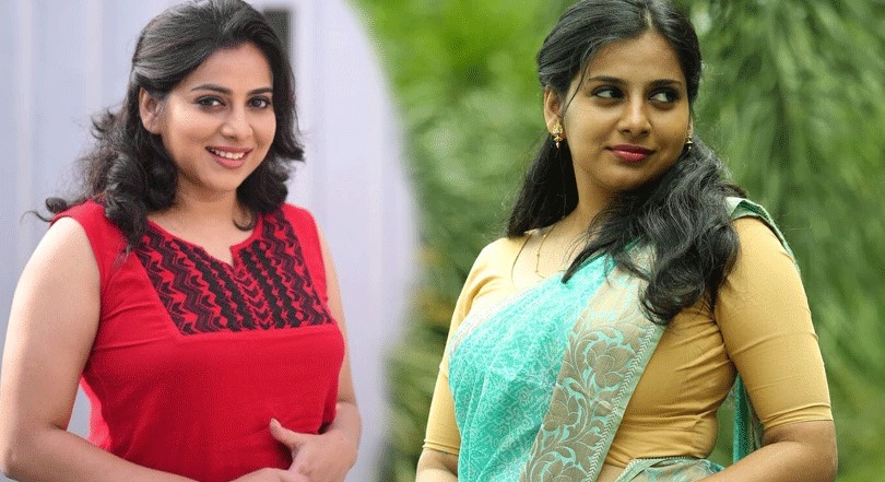 പുതിയ സിം കാര്‍ഡ് എടുക്കുന്നതുമായി ബന്ധപ്പെട്ട തര്‍ക്കം; നടി  അന്ന രേഷ്മ രാജനെ സ്വകാര്യ ടെലികോം കമ്പനി ഓഫീസില്‍ പൂട്ടിയിട്ടതായി പരാതി; അ ജീവനക്കാര്‍ സ്റ്റേഷനിലെത്തി മാപ്പ് പറഞ്ഞതോടെ പരാതിയുമായി പിന്‍വലിച്ച് നടി