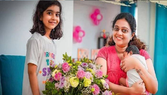  മുപ്പതുകളിലെ ഗര്‍ഭധാരണം ഭയങ്കര പ്രശ്നമാണ്; മാതൃത്വം അത്ര എളുപ്പമല്ല; തുറന്ന് പറഞ്ഞ് അശ്വതി ശ്രീകാന്ത് 