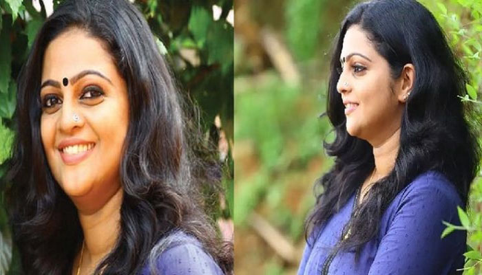 തുറിച്ച്‌ നോട്ടവും വെര്‍ബല്‍ റേപ്പും ഇല്ലാത്ത നാടുകളില്‍; കാല് കാണിക്കുന്ന പടത്തിനു മറുപടിയുമായി അവതാരക  അശ്വതി ശ്രീകാന്ത്
