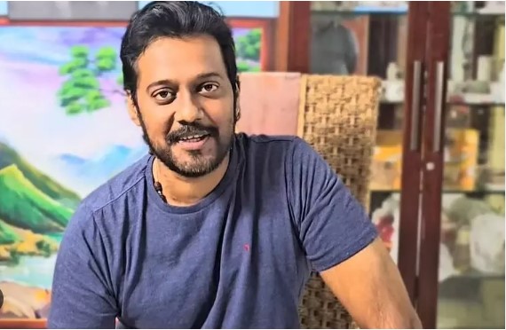  മകളെ കാണണം എന്നതായിരുന്നു ഏറ്റവും വലിയ ആഗ്രഹം; ആശുപത്രിയില്‍ വച്ച് മകള്‍ കാതില്‍  പറഞ്ഞത്് ഒരിക്കലും മറക്കില്ല; ലാലേട്ടന്‍ എന്നും വിളിച്ച് കാര്യങ്ങള്‍ തിരക്കി; ഉണ്ണി മുകുന്ദന്‍ വഴക്കുണ്ടായിട്ടും ആശുപത്രിയില്‍ ഓടിയെത്തി; വെന്റിലേറ്റില്‍ നിന്നും ജീവിതത്തിലേക്ക് മടങ്ങിയെത്തിയ കഥ പറഞ്ഞ് ബാല