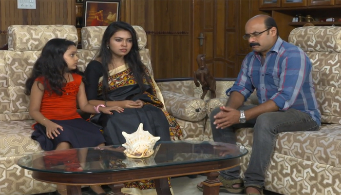 ഭാര്യ സീരിയല്‍ പുതിയ കഥാഗതിയിലേക്ക്; രോഹിണി തന്റെ യഥാര്‍ത്ത ഭര്‍ത്താവിനെ തിരിച്ചറിയുന്നതും കാത്ത് പ്രേക്ഷകര്‍