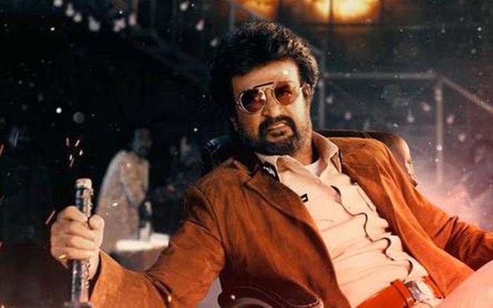  മാസും ആക്ഷനുമായി നിറച്ച് വീണ്ടും ആരാധകര്‍ക്കായി രജനി ചിത്രം;  പോലീസ് ഓഫിസര്‍ ആദിത്യ അരുണാചലമായി തലൈവ എത്തുന്ന ദര്‍ബാറിന്റെ മോഷന്‍ പോസ്റ്റര്‍ ഏറ്റെടുത്ത് ആരാധകര്‍