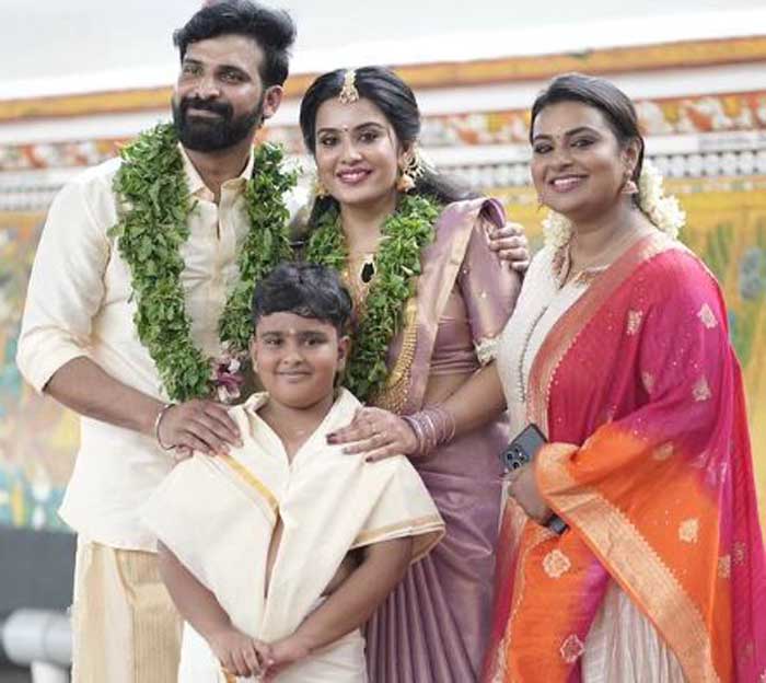  മാംഗല്യം തന്തുനാനേന നായിക വിവാഹിതയായി; നടി ഗോപികാ ചന്ദ്രന്റെ വിവാഹം നടന്നത്‌ ഗുരുവായൂരില്‍;  ആശംസകളുമായെത്തി നിരവധി താരങ്ങള്‍