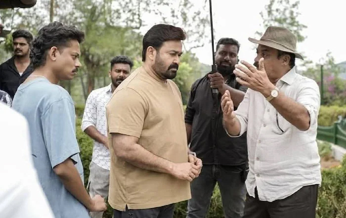 വര്‍ഷങ്ങള്‍ക്ക് ശേഷം കേരളത്തിന് പുറത്തു ചിത്രീകരിക്കുന്ന സത്യന്‍ അന്തിക്കാട് ചിത്രം; മോഹന്‍ലാല്‍ ചിത്രം ഹൃദയപൂര്‍വ്വം പൂനയില്‍