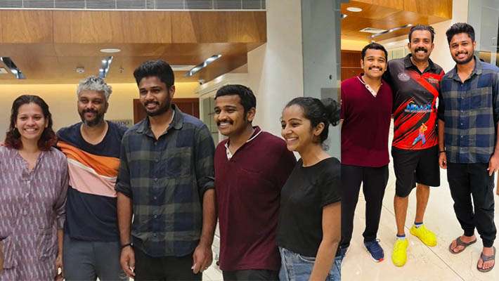 ബേസില്‍ ജോസഫിന്റെ ഷൂട്ടിങ് സെറ്റില്‍ സര്‍പ്രൈസ് വിസിറ്റ് നടത്തി സഞ്ജു സാംസണ്‍;  ക്രിക്കറ്റ് താരം എത്തിയത് ജയ ജയ ജയ ജയഹേയുടെ സെറ്റില്‍; ചിത്രങ്ങള്‍ വൈറല്‍