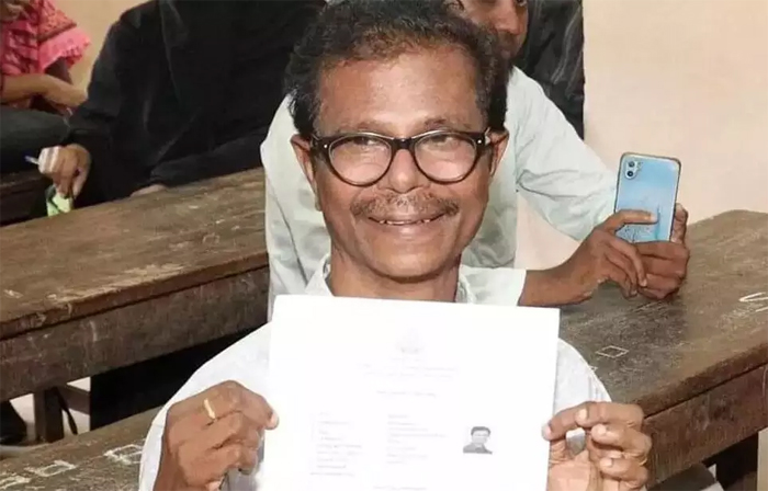  ഒടുവില്‍ ആ നേട്ടവും കൈവരിച്ച് ഇന്ദ്രന്‍സ്; ഏഴാം ക്ലാസ് തുല്യതാ പരീക്ഷ പാസായി നടന്‍: അഭിനന്ദനവുമായി മന്ത്രിയും ആരാധകരും 