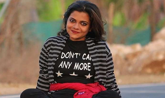 തീയാവണ്ട തീപ്പൊരിയായാല്‍ പോലും അവളെ വെടിയും വേശ്യയുമാക്കുന്ന ഒരു സമൂഹത്തിലാണ് ഞാനും നീയും; വൈറലായി ജസ്ല മാടശ്ശേരിയുടെ കുറിപ്പ്