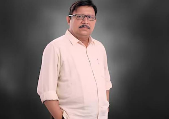 നിറം 2 ഉള്‍പ്പെടെ അഞ്ചു സിനിമകളില്‍ നിക്ഷേപിച്ചാല്‍ ലാഭം നേടി തരാമെന്ന് വാഗ്ദാനം; ദോഹയില്‍ പലതവണ എത്തി ജോണിയും മകന്‍ റോണ്‍ ജോണിയും ക്യാന്‍വാസ് ചെയ്തപ്പോള്‍ വിശ്വസിച്ചു; 2.75 കോടി വാങ്ങിയിട്ട് പറ്റിച്ചു; കാനഡയില്‍ താമസിക്കുന്ന വ്യവസായിയുടെ പരാതിയില്‍ ജോണി സാഗരിഗ അറസ്റ്റില്‍; മകന് വേണ്ടി തിരച്ചില്‍ 