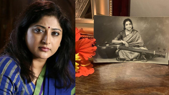  നവരാത്രി വരെ കാത്തിരിക്കാതെ അമ്മ വിടചൊല്ലി; അമ്മയുടെ മരണവാര്‍ത്ത പങ്ക് വച്ച് ലക്ഷ്മി ഗോപാലസ്വാമി