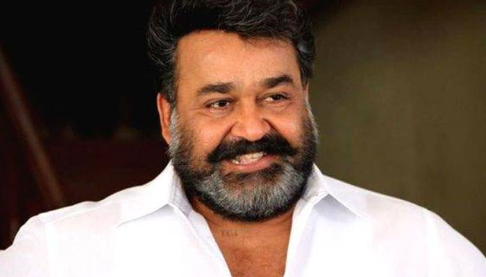 അവസരങ്ങള്‍ കുറയുമ്പോഴാണ് തങ്ങളെ ഒതുക്കിയെന്ന് പരാതി വരുന്നത്; ഞങ്ങളൊക്കെ അധ്വാനിച്ച് കയറി വന്നവരാണ്; ഞങ്ങളെ ആരും ഒതുക്കാന്‍ ശ്രമിച്ചിട്ടില്ല; മാറിനില്‍ക്കാനും പറഞ്ഞിട്ടില്ല; മലയാള സിനിമയെക്കുറിച്ച് മോഹന്‍ലാല്‍ 