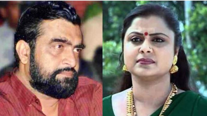  പുതിയതായി വരുന്നവര്‍ ചില താരങ്ങളുടെ കാലില്‍ തൊട്ട് വണങ്ങിയതിന് ശേഷമേ അഭിനയിക്കുകയുള്ളു; ഞാനത് ചെയ്തില്ല;ഞാന്‍ ചെല്ലുമ്പോള്‍ നരേന്ദ്രപ്രസാദ് ഒച്ചപ്പാട് ഉണ്ടാക്കുകയാണ്;  നക്ഷത്രക്കണ്ണുള്ള രാജകുമാരന്‍ എന്ന ചിത്രത്തിന്റെ ലൊക്കേഷന്‍ അനുഭവം പങ്ക് വച്ച് നടി അര്‍ച്ചന മനോജ്