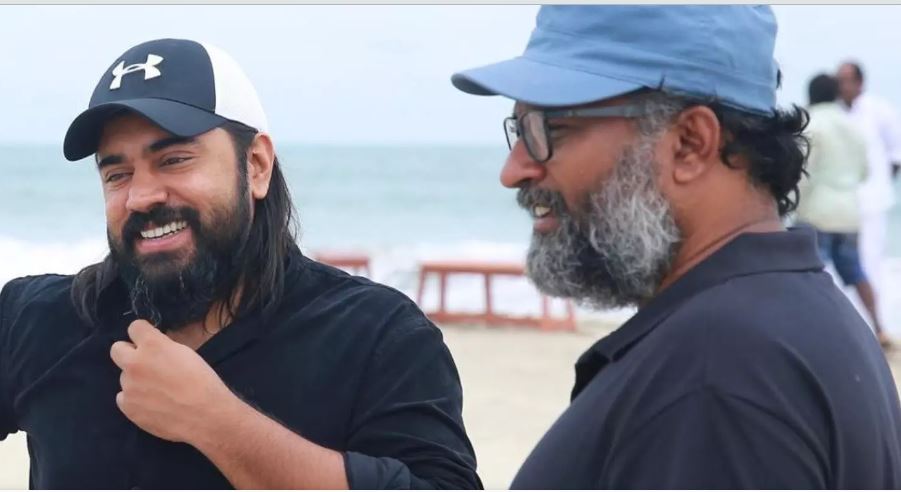 നിവിന്റെയും സംവിധായകന്‍ റാമിന്റെയും പിറന്നാള്‍ ദിനത്തില്‍ തമിഴ് ചിത്രം ഏഴു കടല്‍ ഏഴു മലൈയിലിന്റെ ടൈറ്റില്‍ പുറത്ത്; നിവിന് ആശംസ അറിയിച്ച് ദുല്‍ഖറും കുഞ്ചാക്കോയും അടക്കമുള്ള യുവതാരങ്ങള്‍