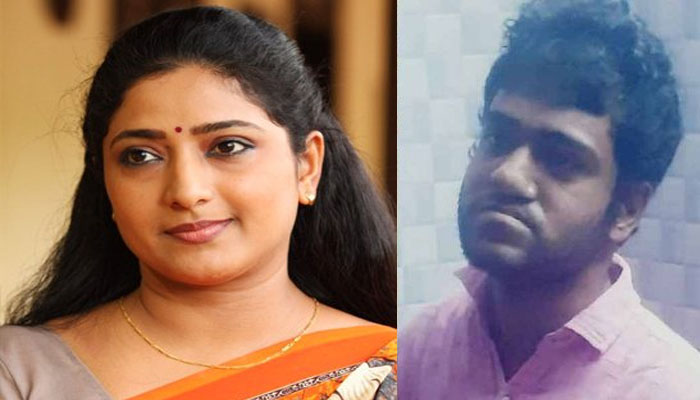 എന്റെ കുടുംബത്തിലെ അംഗങ്ങളുടെ ചിത്രം പോലും ഇയാൾ ഉപയോഗിച്ചു;നടി പ്രവീണയോട് 22 കാരന്റെ വൈരാഗ്യം