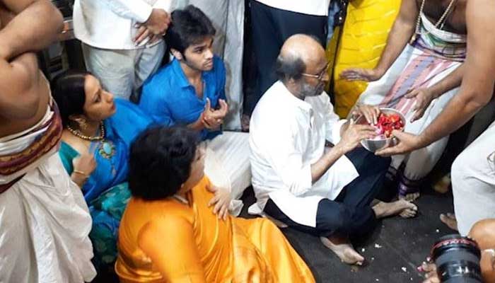  നാല്‍പത് വര്‍ഷത്തിലൊരിക്കല്‍ തുറക്കുന്ന അത്തിവരദരാജ ക്ഷേത്രത്തില്‍ സന്ദര്‍ശനം നടത്തി സ്റ്റൈല്‍ മന്നന്‍ രജനികാന്തും കുടുംബവും; ഭാര്യയോടൊപ്പം ക്ഷേത്രത്തിലെത്തിയ സ്റ്റൈല്‍ മന്നന്റെ ചിത്രങ്ങള്‍ വൈറല്‍;  ദര്‍ശനം നടത്തി തൃഷയടക്കം വന്‍ താരങ്ങളും 