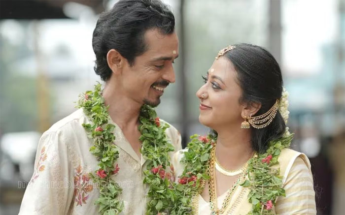  ദീര്‍ഘനാളത്തെ പ്രണയത്തിനൊടുവില്‍ നടന്‍ രാജേഷ് മാധവന് മനംപോലെ മാംഗല്യം; വധു അസിസ്റ്റന്റ് ഡയറക്ടറും പ്രൊഡക്ഷന്‍ ഡിസൈനറുമായ ദീപ്തി കാരാട്ട് 
