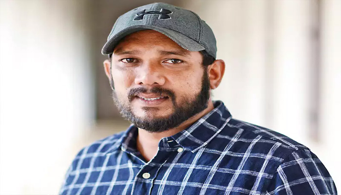  കാമുകിയുടെ അമ്മ ഗര്‍ഭിണിയായതോട വര്‍ഷങ്ങളുടെ പ്രണയം അവസാനിച്ചു; പ്രണയത്തകര്‍ച്ചയെക്കുറിച്ച് പറഞ്ഞ് സാബുമോന്‍