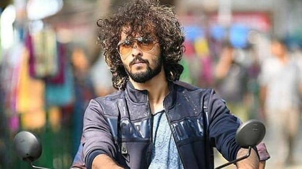  സ്‌ട്രോങ് പോയിന്റ് പറയാന്‍ വേണ്ടി മാത്രമേ ഇനി ഡാര്‍ക്ക് റോളുകള്‍ ചെയ്യുള്ളു; ഫീല്‍ ഗുഡ് സിനിമകളും സന്തോഷമുള്ള സിനിമകളും ഇറങ്ങി പോകാന്‍ ആണ് താല്‍പര്യം;ഡാര്‍ക്ക് പടങ്ങളോട് താത്പര്യമില്ലെന്ന് പറഞ്ഞ്  ഷെയിന്‍  നിഗം