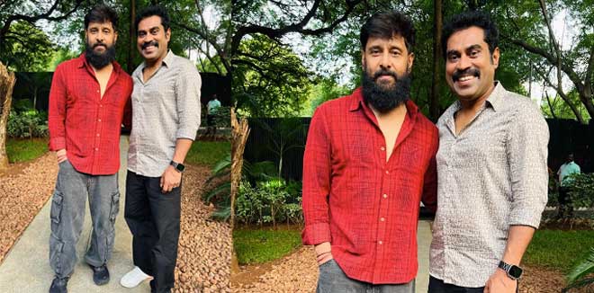വിക്രമിനൊപ്പം ചിരിയോടെ സുരാജ്;  വീര ധീര ശൂരന്‍: ഭാഗം 2 വിന്റെ ലൊക്കേഷന്‍ ചിത്രം പങ്ക് വച്ച്  നടന്‍