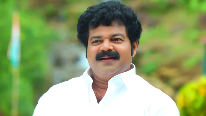  സിനിമയില്‍ അവസരവും വിവാഹ വാഗ്ദാനവും നല്‍കി പീഡനം; സംവിധായകന്‍ സുരേഷ് തിരുവല്ലക്കും സുഹൃത്തിനും എതിരെ കേസ്