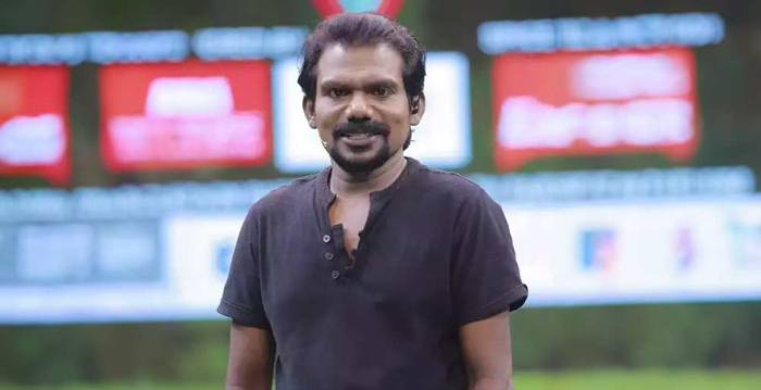 ഇപ്പോള്‍ പ്രചരിക്കുന്ന അപകട വാര്‍ത്ത ഒരാഴ്ച മുമ്പ് നടന്നത്; ഇപ്പോള്‍ പറയത്തക്ക പ്രശ്‌നങ്ങള്‍ ഒന്നുമില്ല; അപകട വാര്‍ത്ത പരന്നതോടെ പോസ്റ്റുമായി വിതുര തങ്കച്ചന്‍