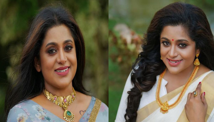  മകനോടൊപ്പം  പുതിയ ഫ്ലാറ്റിലേക്ക്; സ്വപ്നസാഫല്യവുമായി v വീണ നായർ